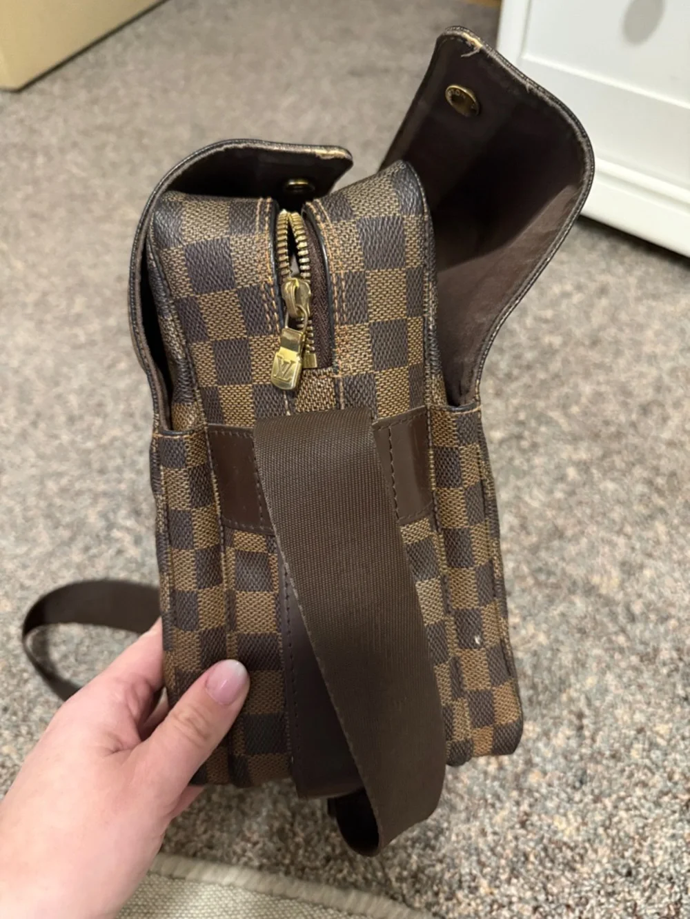 Louis Vuitton Brown Naviglio Damier Crossbody - Picture 6 of 8